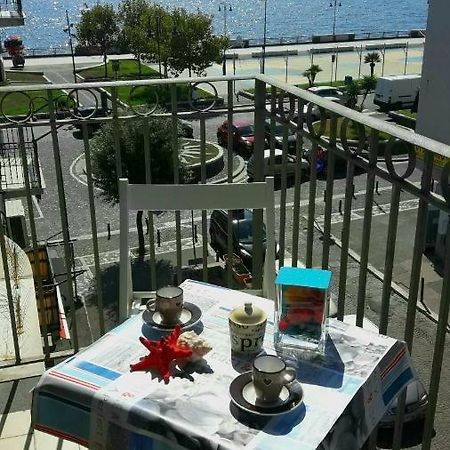 Coral & Turquoise Apartment Pozzuoli Exterior photo